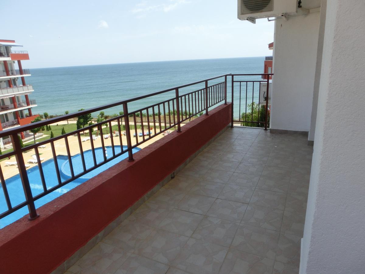 Sea View Panorama Apartment On Complex With Pools And Beach, Sveti Vlas Exteriör bild